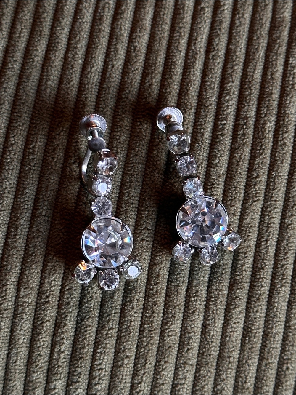 Coro Clear Crystal Drop Screw-Back Earrings